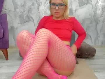 _miss_strawberry_ on Chaturbate
