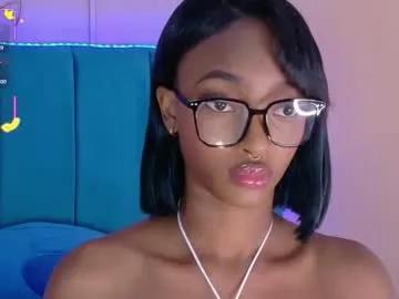 ahvi_ebony on Chaturbate