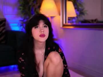 alenacapricious on Chaturbate