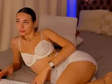 alexawilds on Chaturbate