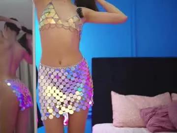 alexxisrae on Chaturbate