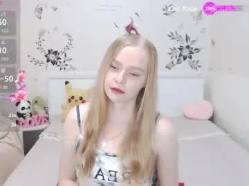 alice_d0ll on Chaturbate