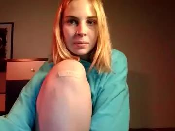 alismoona on Chaturbate