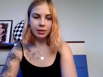 alismoona on Chaturbate