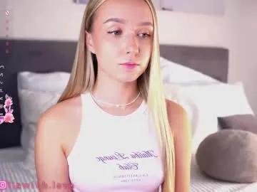 alodiaacomb on Chaturbate