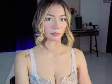 amelieaxie on Chaturbate