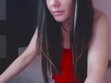 amelinamersi — Hi, hi....wanna see me in a bra... #dance #new #natural #feet #Shy - Goal: Target  [481 tokens left]