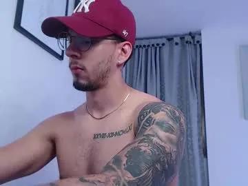 andrew_mathe on Chaturbate