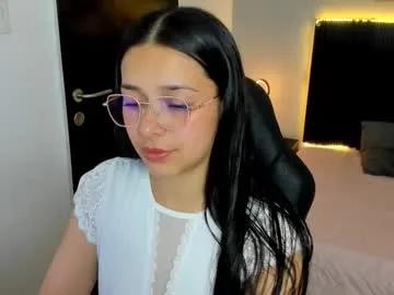 angeline_davies on Chaturbate