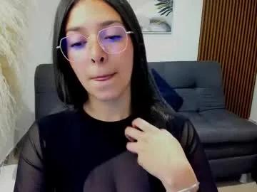 angeline_davies on Chaturbate