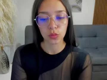 angeline_davies on Chaturbate
