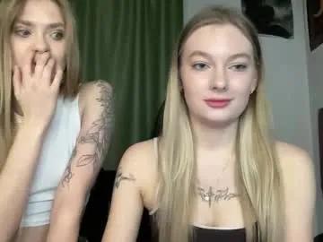 angie_natasha_054