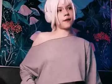 babe_moister on Chaturbate