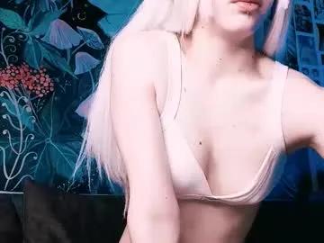 babe_moister on Chaturbate