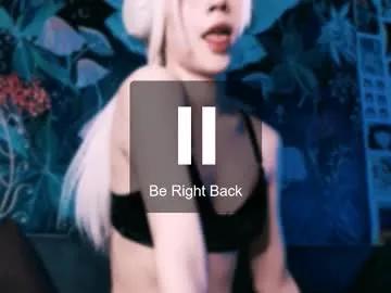 babe_moister on Chaturbate