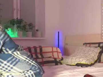 bellaward2 on Chaturbate