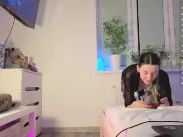 bellaward2 on Chaturbate