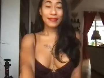 bianca_transpinay on Chaturbate