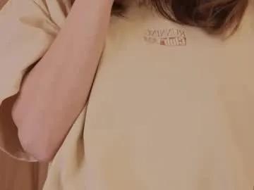 blushinbloom on Chaturbate