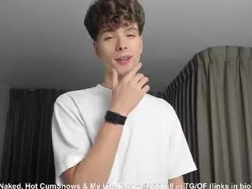 calvin_loves_you — sexy, sensetive dances  #18 #skinny #cute #new #4K [333 tokens remaining]