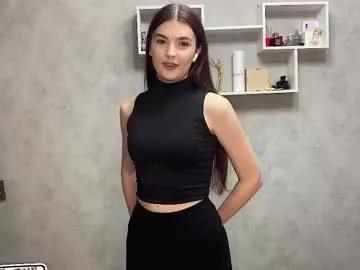 camienevius on Chaturbate