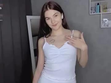 camienevius on Chaturbate