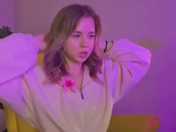 chantalglos — GOAL: Massage under top [34 tokens remaining] Welcome to my room! #shy #18 #cute #blonde #new