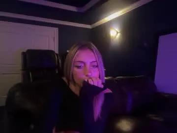 chloeros3e on Chaturbate