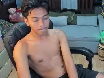 chris_hardfucker on Chaturbate