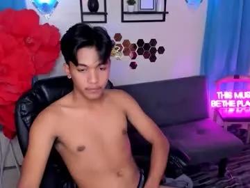 chris_hardfucker on Chaturbate