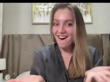 cosmo_blondiee on Chaturbate