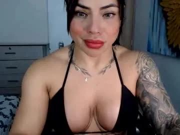 cristalbeautiful1 on Chaturbate