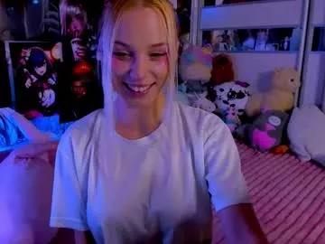 cuttie_ponyy on Chaturbate