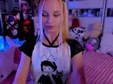 cuttie_ponyy on Chaturbate
