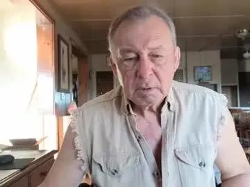 dakit2 on Chaturbate