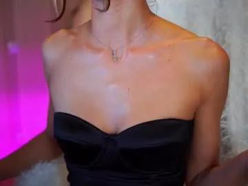 danielle_thomas on Chaturbate