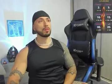 dave_max93 on Chaturbate