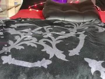 devil_s_bride on Chaturbate