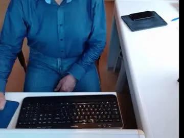 dutchpornking2 on Chaturbate