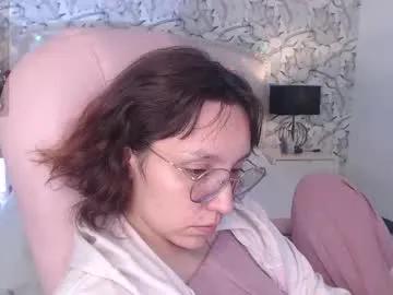 eliza_gh — Get ready for an Squirt that will leave you speechless!  #glasses  #smalltits #hairy #natural #daddysgirl