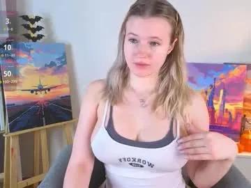 emilyhewell on Chaturbate