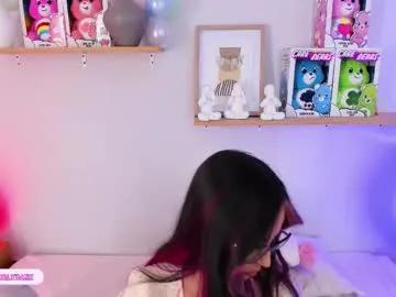 emilyy_bank on Chaturbate