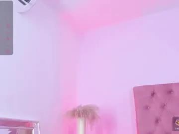 emilyy_bank on Chaturbate