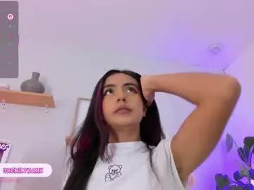 emilyy_bank on Chaturbate