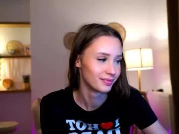 emma__cutiee on Chaturbate