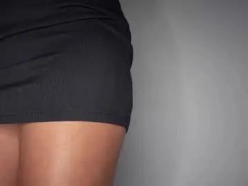 emma_hornywife on Chaturbate