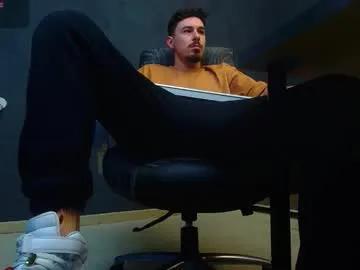 enzorace on Chaturbate