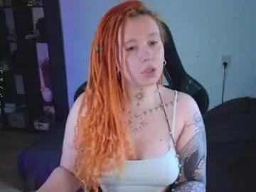 evaredmooon on Chaturbate