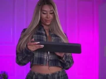 evazane on Chaturbate