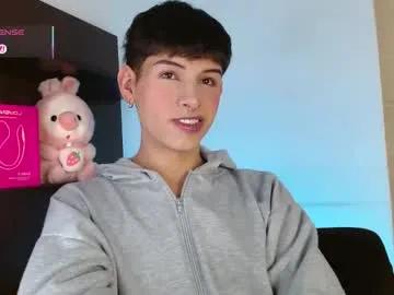 ezra_storm on Chaturbate